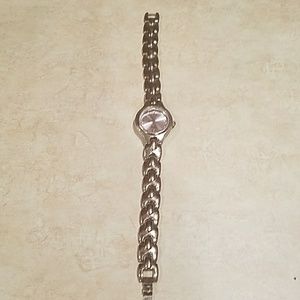 Silver quartz fashion watch